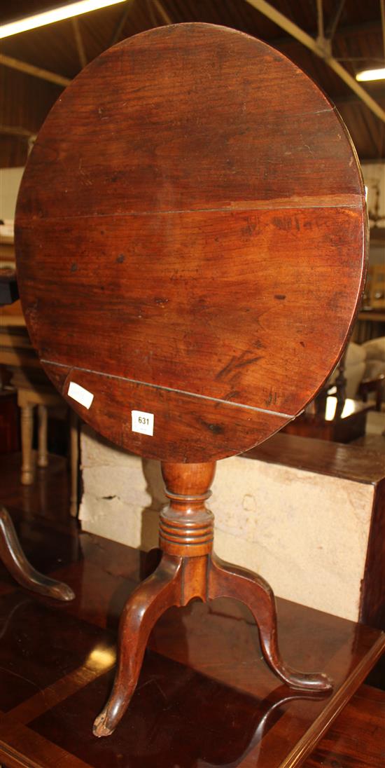 18C oak circular tripod table(-)